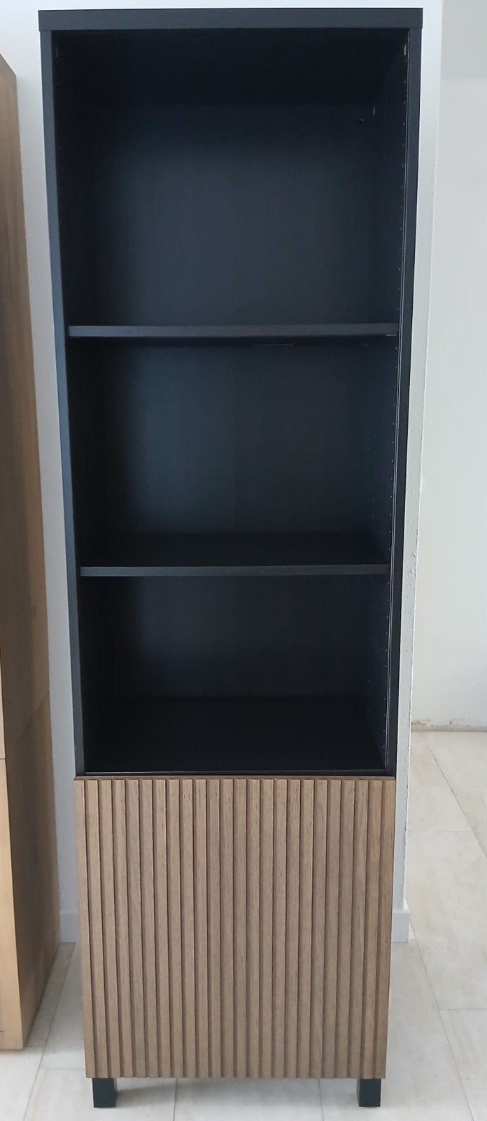 Besta bjorkoviken ikea boekenkast, Ophalen, Met deur(en), 200 cm of meer, 50 tot 100 cm