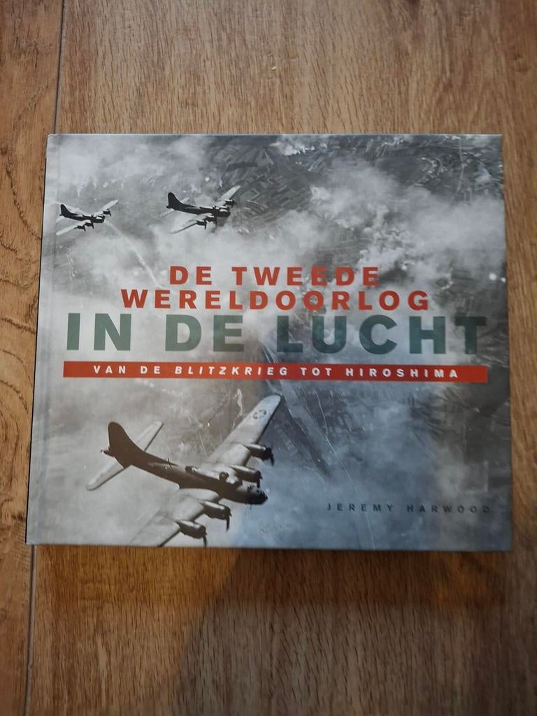 Jeremy Harwood - De Tweede Wereldoorlog in de lucht, Tweede Wereldoorlog, Ophalen of Verzenden, Zo goed als nieuw, Algemeen