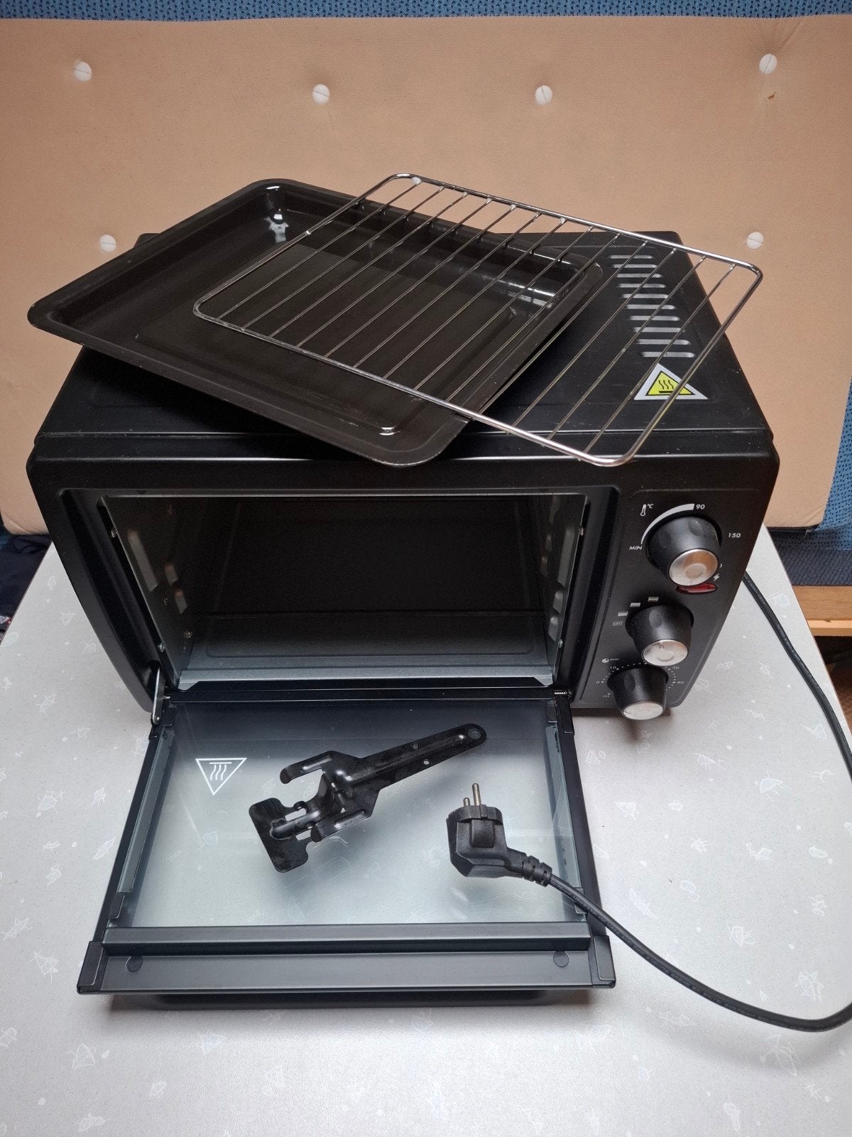 caravan Compacte mini-oven met grillfunctie - Zwart, Ophalen, Gebruikt