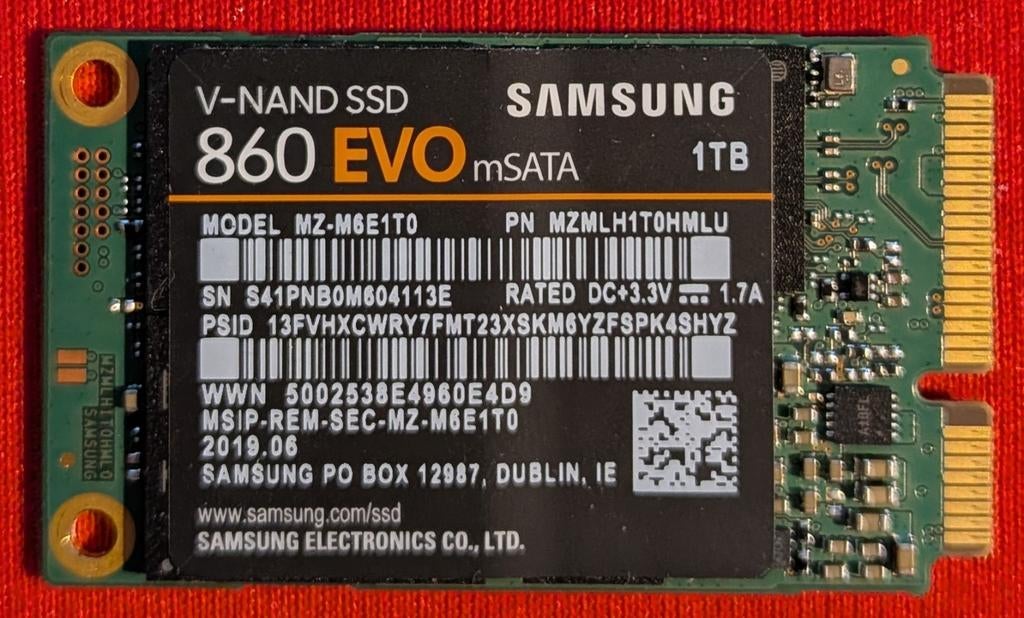 Samsung 860 EVO mSATA SSD 1TB - ZGAN met Crystal disk info, Computers en Software, Harde schijven, Ophalen of Verzenden