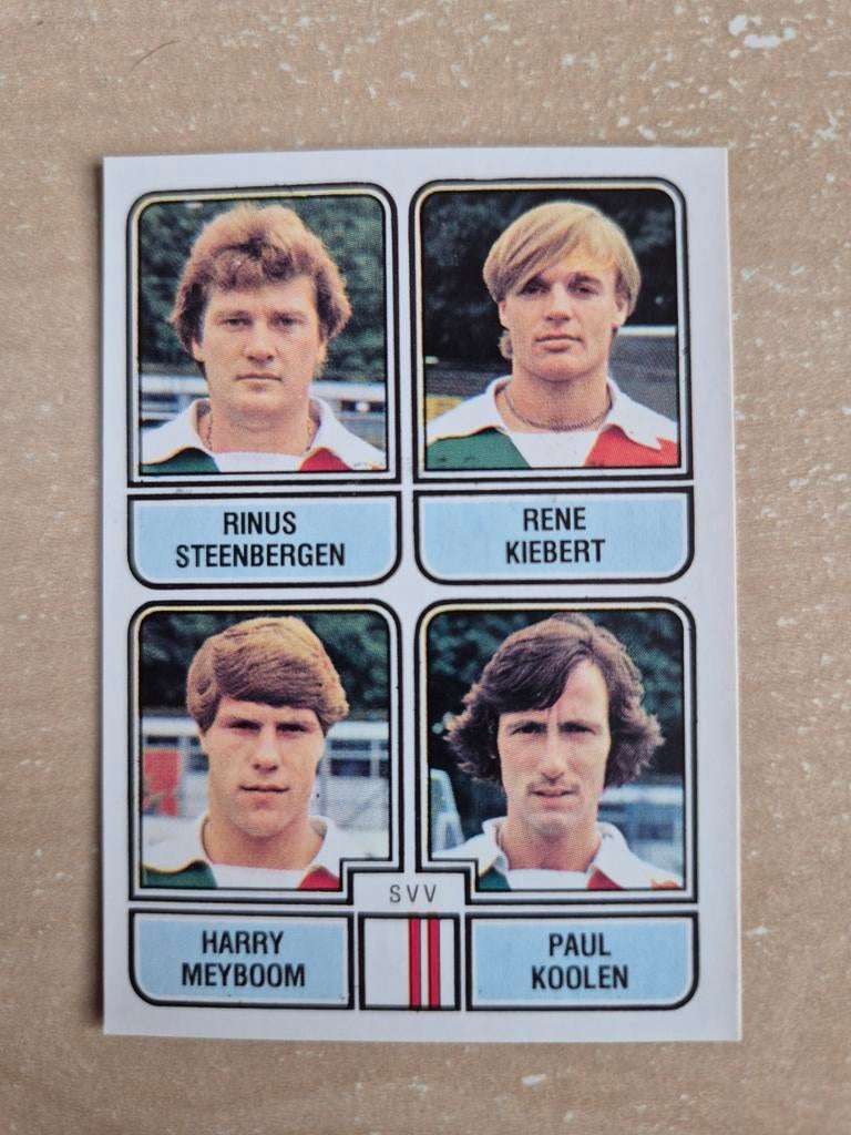 Panini Voetbal 82 Kiebert Koolen SVV, Ophalen of Verzenden, Zo goed als nieuw, Ajax, Poster, Plaatje of Sticker