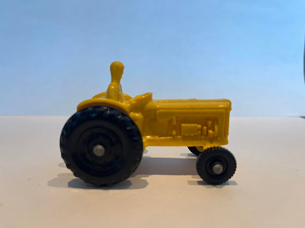 Tomte nr:19 traktor, Ophalen of Verzenden