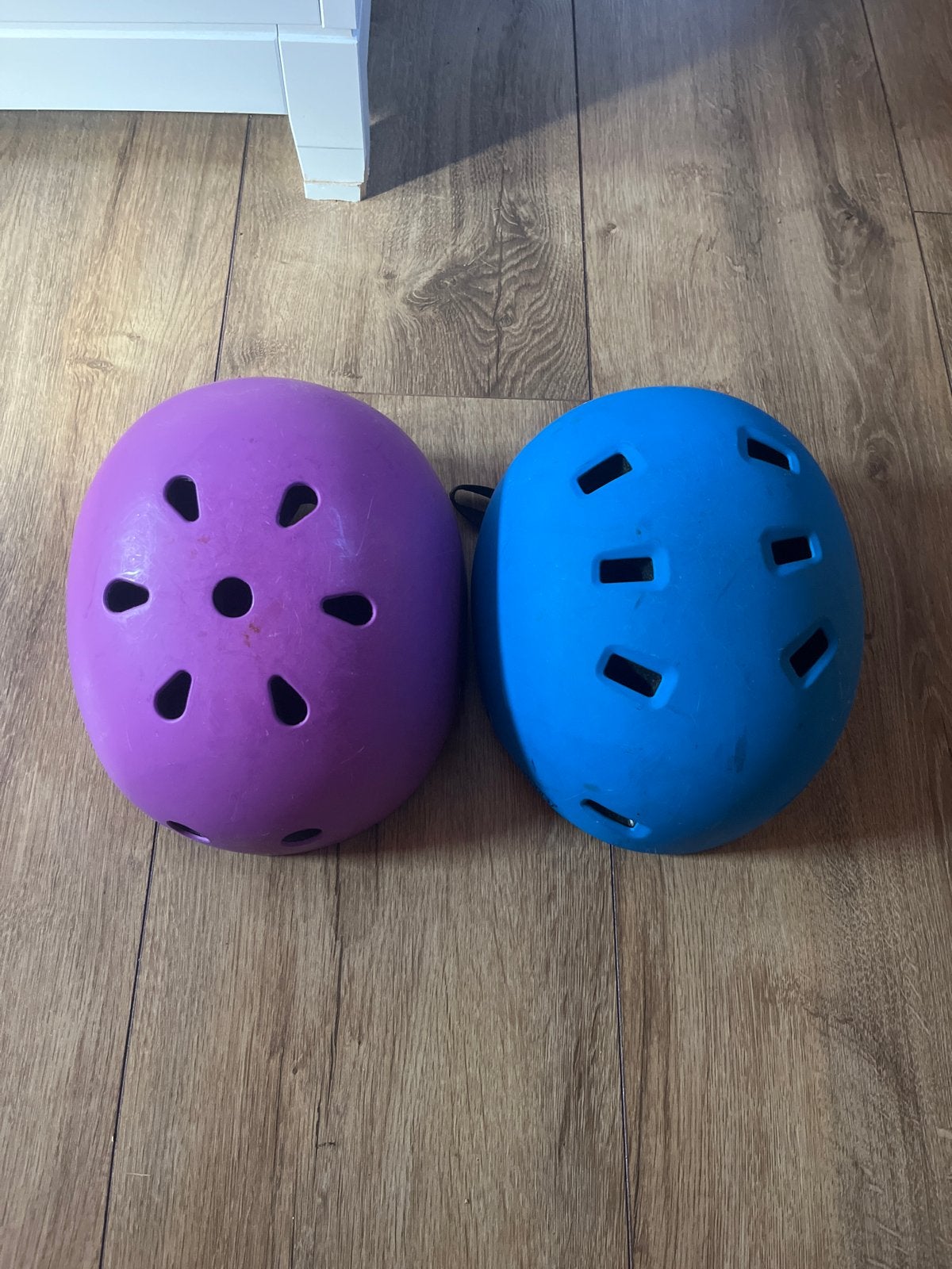 Kinder skate helmen - Gebruikt, Fietsen en Brommers, Steps, Ophalen, Gebruikt, Gewone step