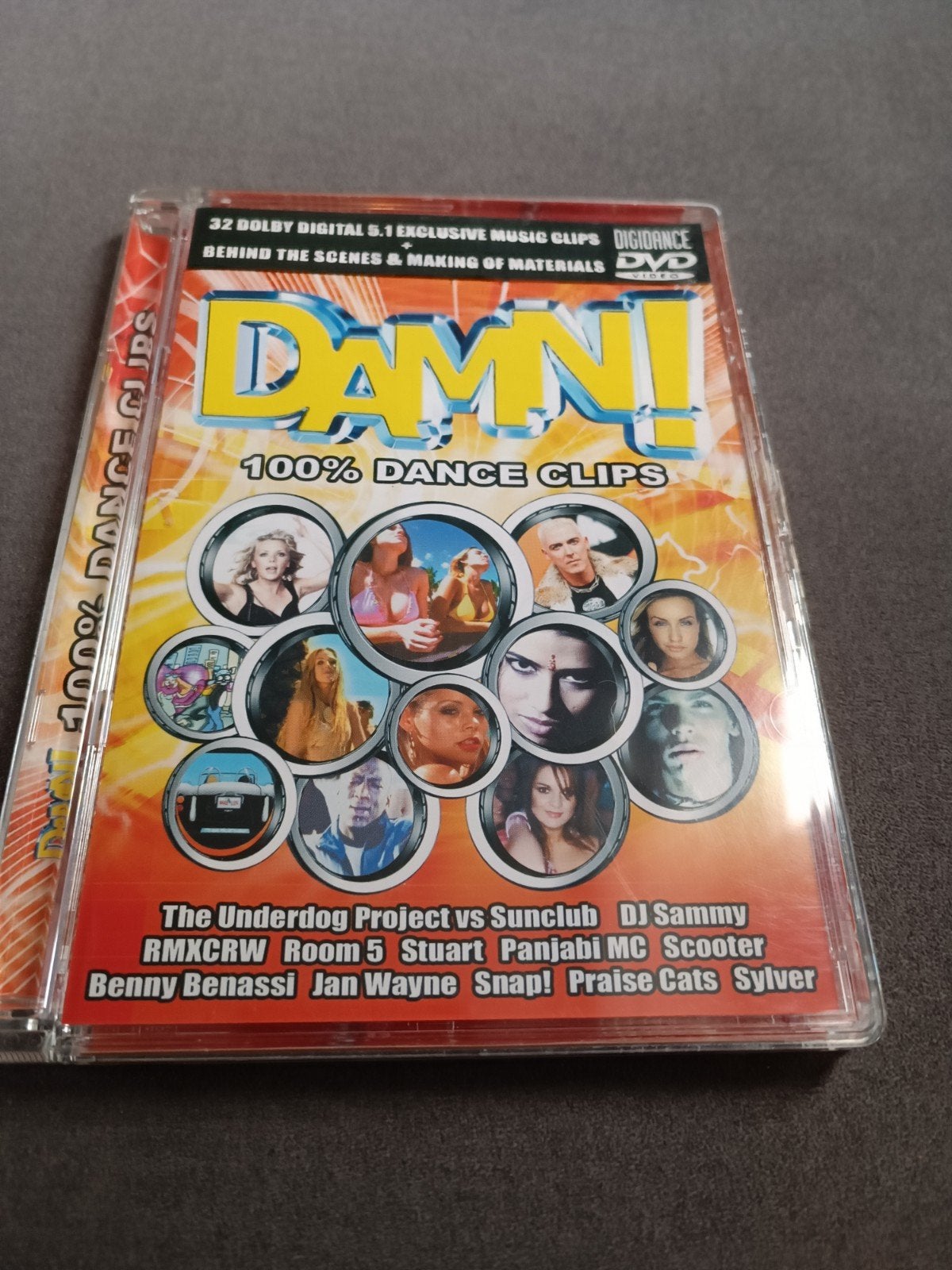 Damn! - dvd, Cd's en Dvd's, Dvd's | Muziek en Concerten, Alle leeftijden, Ophalen of Verzenden, Zo goed als nieuw