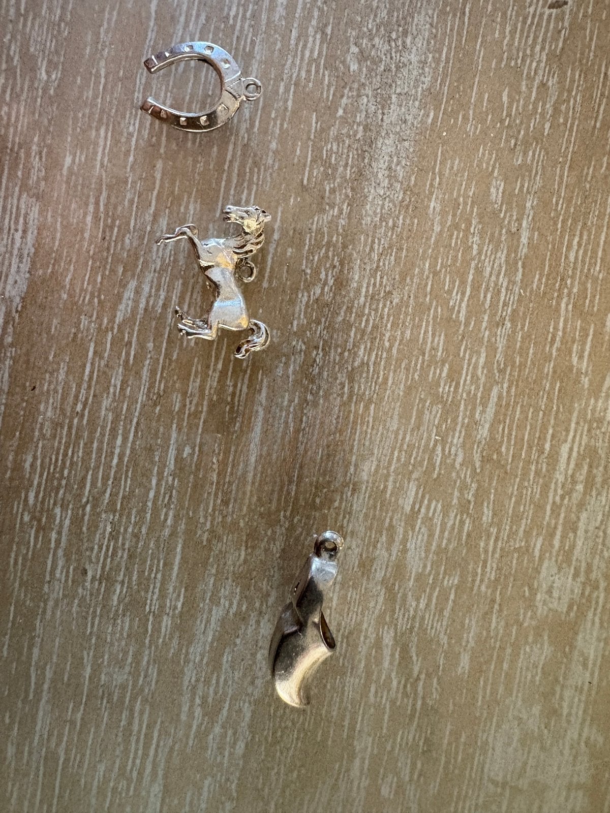 3 zilveren bedels, Overige merken, Ophalen of Verzenden, Zo goed als nieuw, 4 bedels of meer