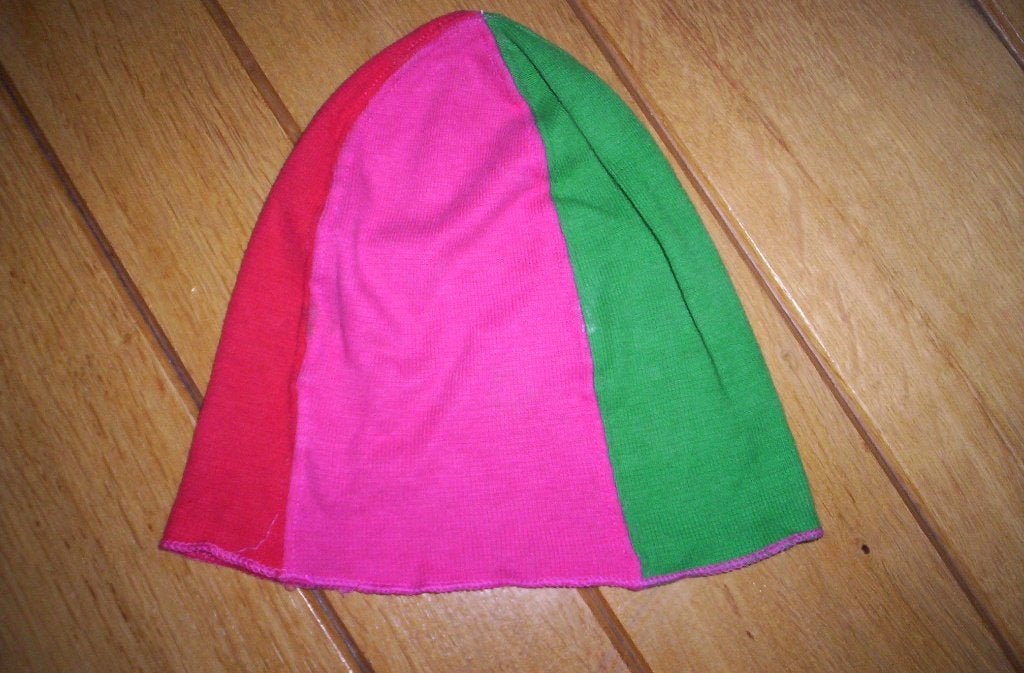 OILILY muts groen rood roze - nieuw -, Meisje, 110 t/m 116, Nieuw, Oilily