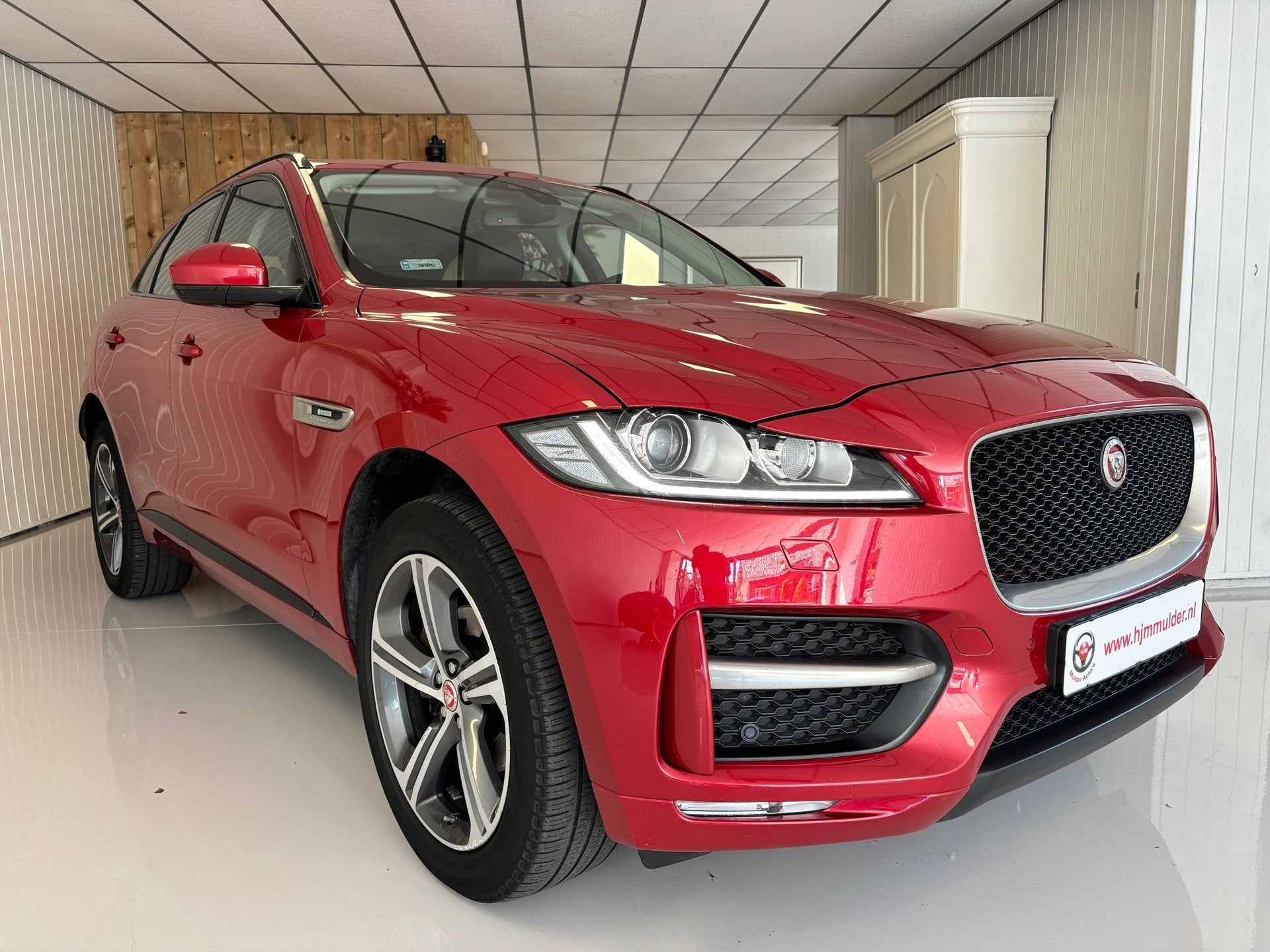 Jaguar F-PACE 2.0 R-SPORT INCL BTW AUTOMAAT, AWD, NAVI, CAME, Auto's, Jaguar, Automaat, Gebruikt, 4 cilinders, Bi-Xenon koplampen