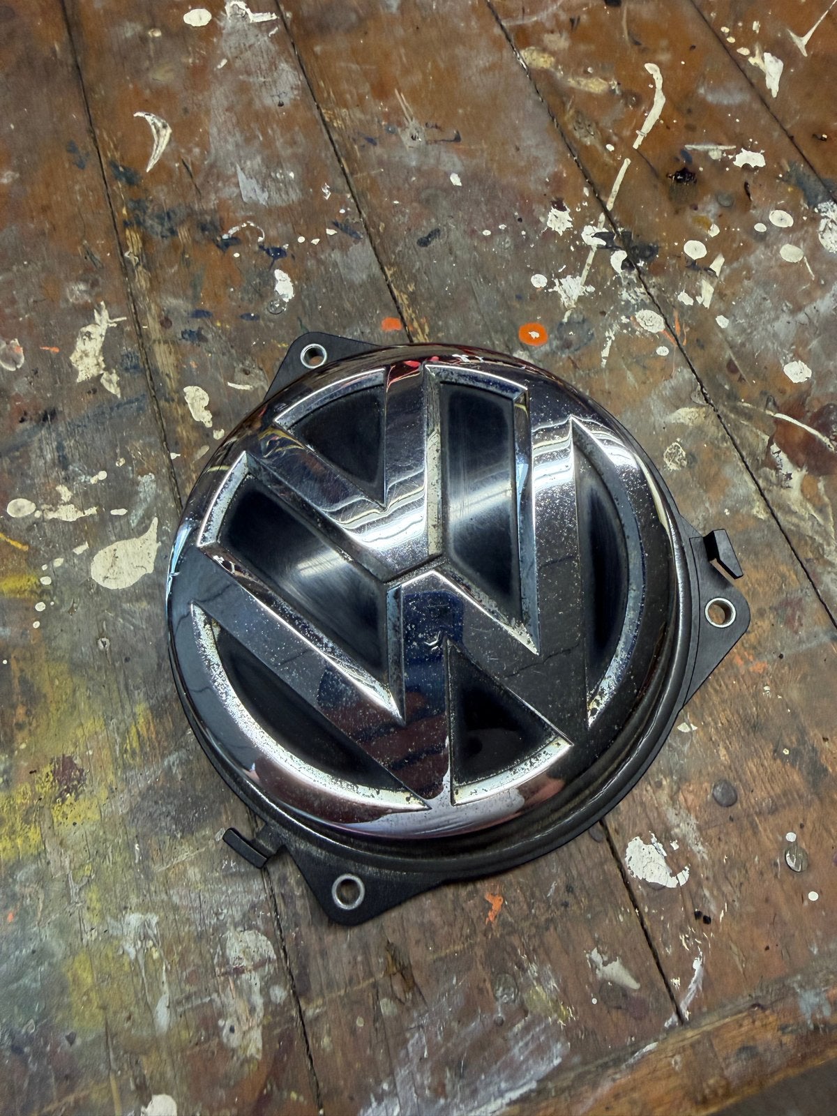 Volkswagen logo embleem (origineel) kofferklep golf 7, Ophalen, Gebruikt, Volkswagen