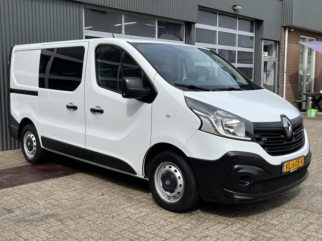Renault Trafic 1.6 dCi L1H1 Airco Cruise control Parkeersens, Auto's, Bestelauto's, Voorwielaandrijving, Euro 5, Gebruikt, 4 cilinders