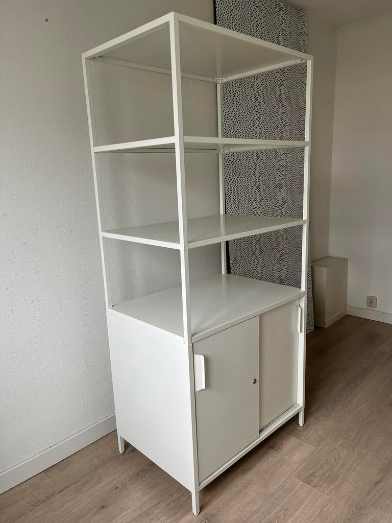 Ikea Trotten metalen kast, Huis en Inrichting, Kasten | Vitrinekasten, Ophalen, 50 tot 100 cm, Zo goed als nieuw, 150 tot 200 cm