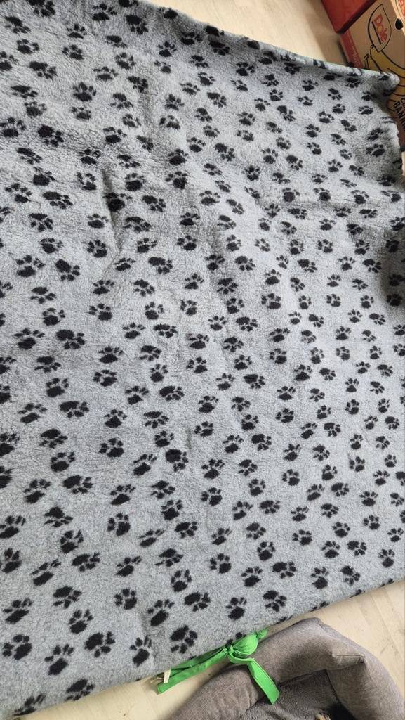 Vetbed met groene rug 4 meter, Dieren en Toebehoren, Hondenmanden, Ophalen of Verzenden