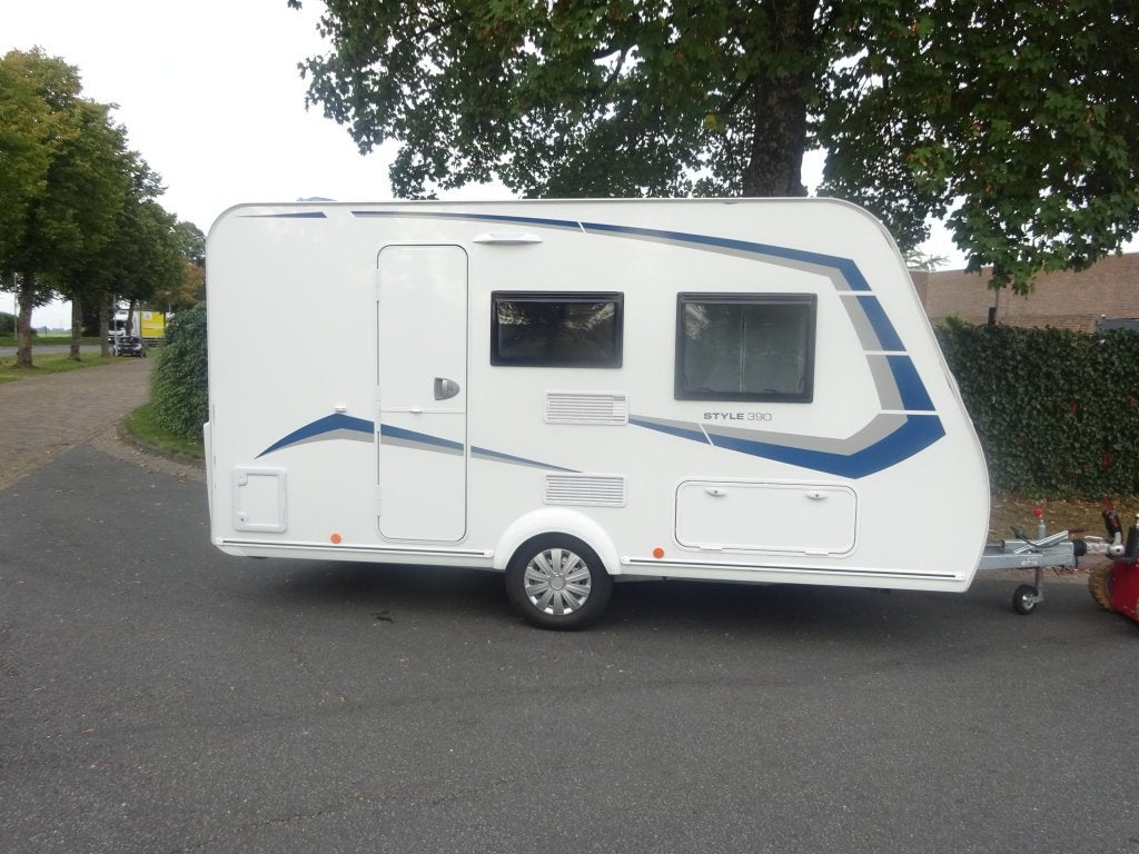 Caravelair Style 390 #SPLINTERNIEUW#, Caravans en Kamperen, Bedrijf, Treinzit, 750 - 1000 kg, Luifel