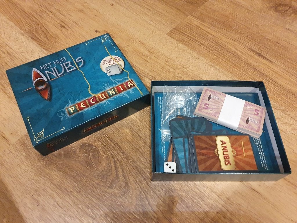 Het huis anubis spel, Ophalen