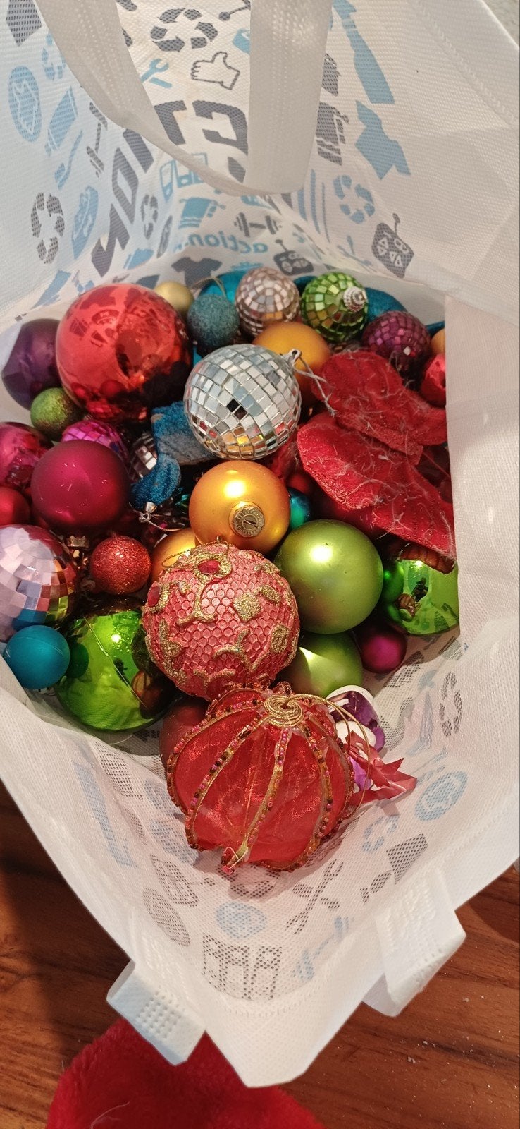 gratis kerstsballen lampjes etc, Diversen, Kerst, Ophalen