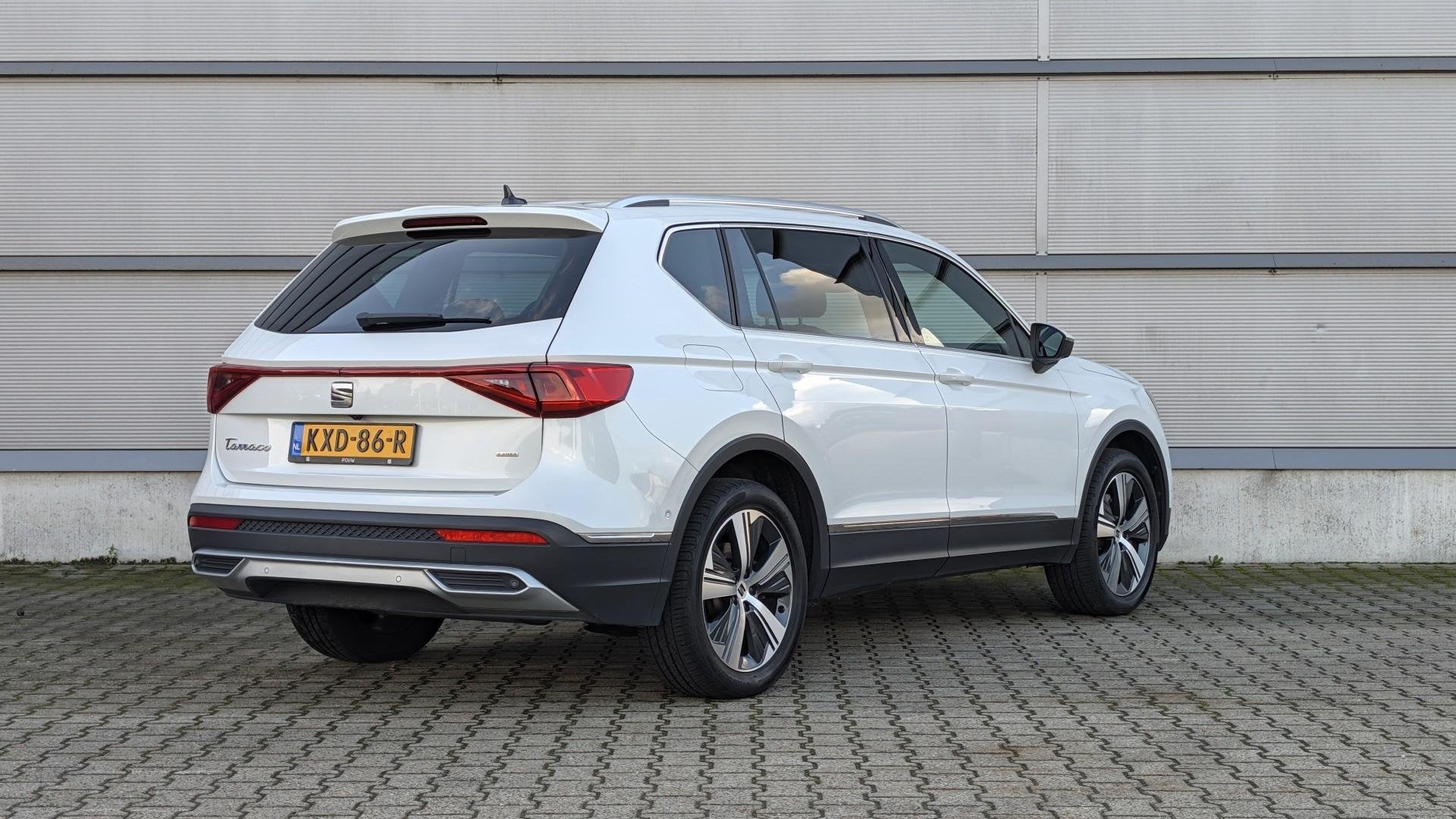 SEAT Tarraco 1.4 TSI e-Hybrid 245pk DSG Xperience | SoH 98%, Auto's, 12 maanden, Stof, 4 cilinders, Wit