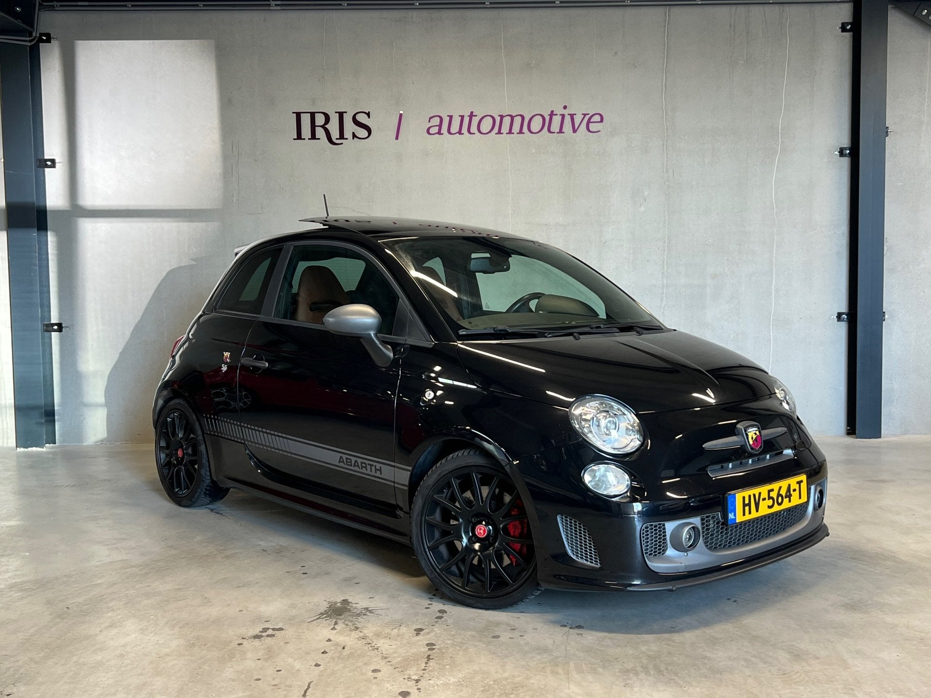 Abarth 500 1.4 T-Jet - 595 - Pano - Sabelt Kuipstoelen - Org, Voorwielaandrijving, Parkeersensor, Euro 6, 4 stoelen