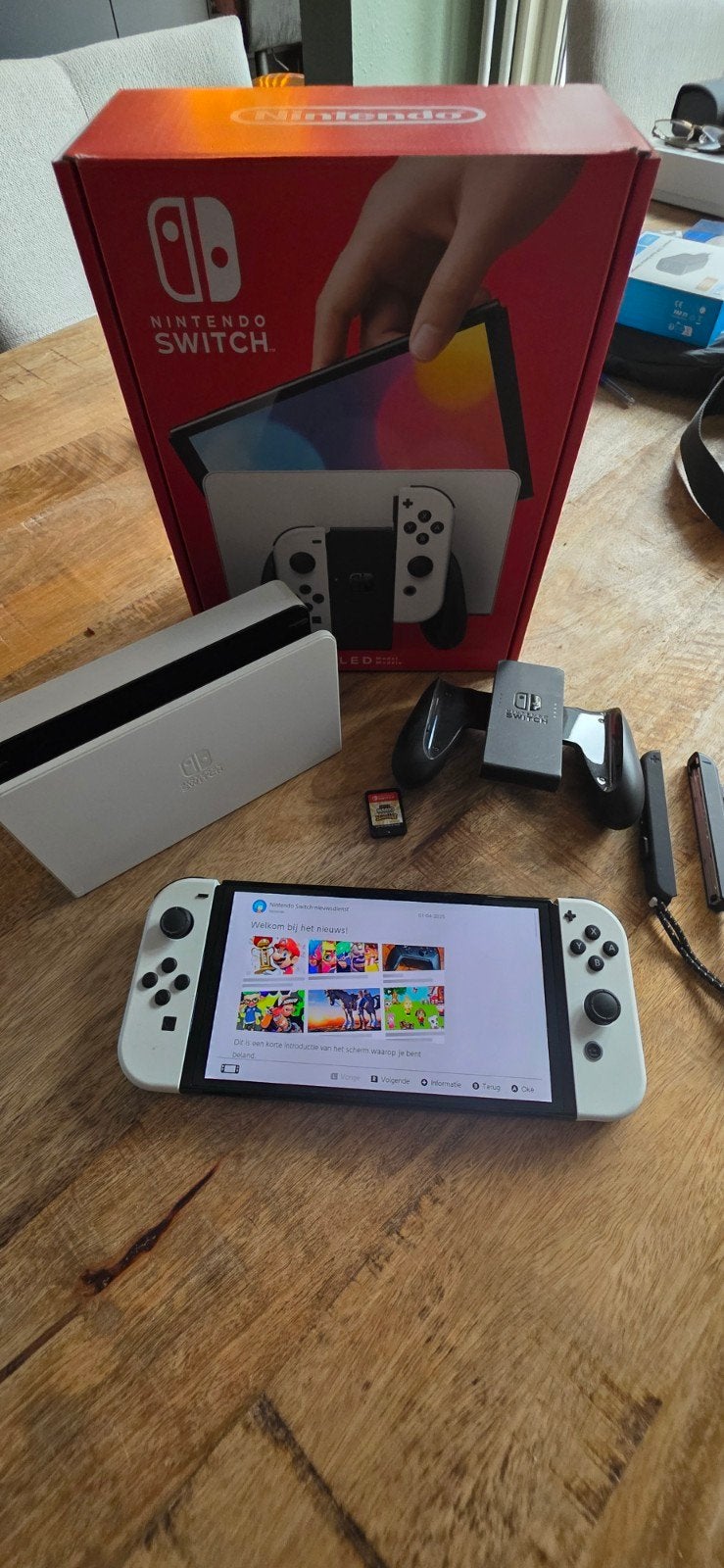 Nitendo switch OLED met Mario party jamboree, Spelcomputers en Games, Ophalen of Verzenden, Zo goed als nieuw, Met 1 controller