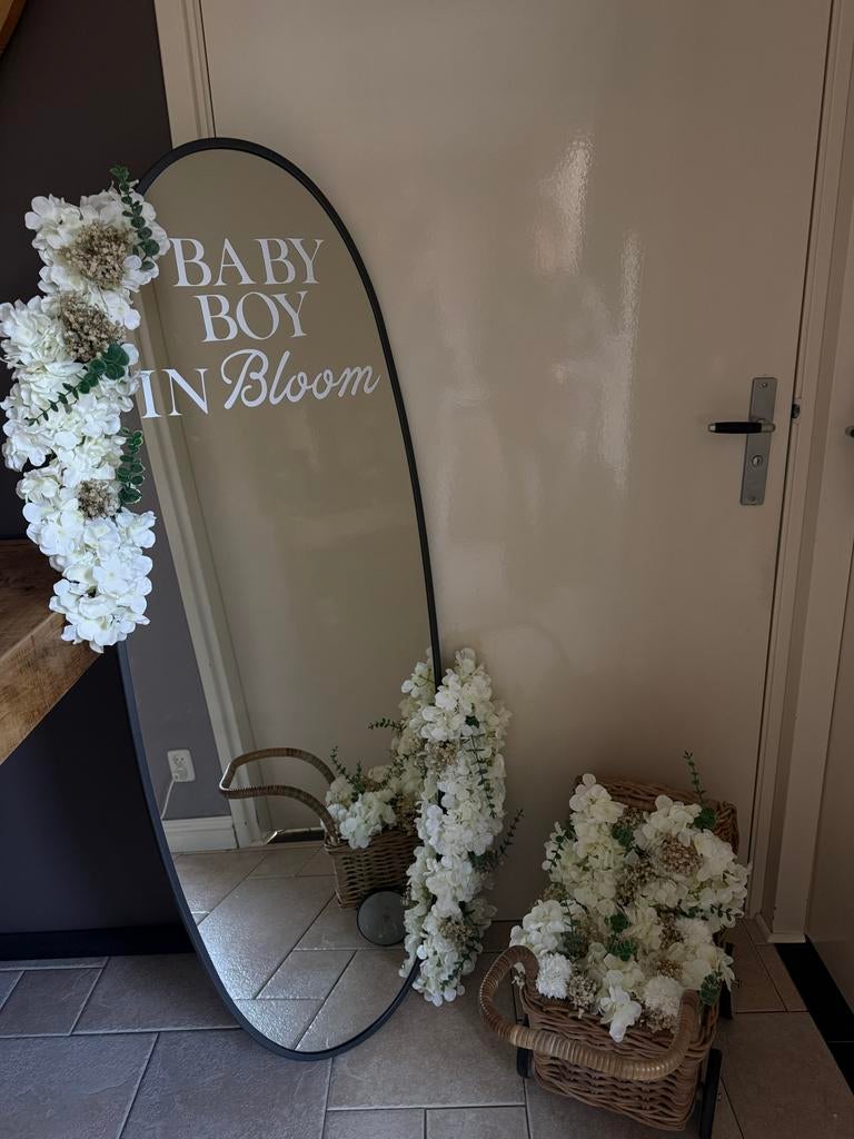 Baby shower decoratie spiegel en kinderwagen, Ophalen, Gebruikt, Kraamcadeau