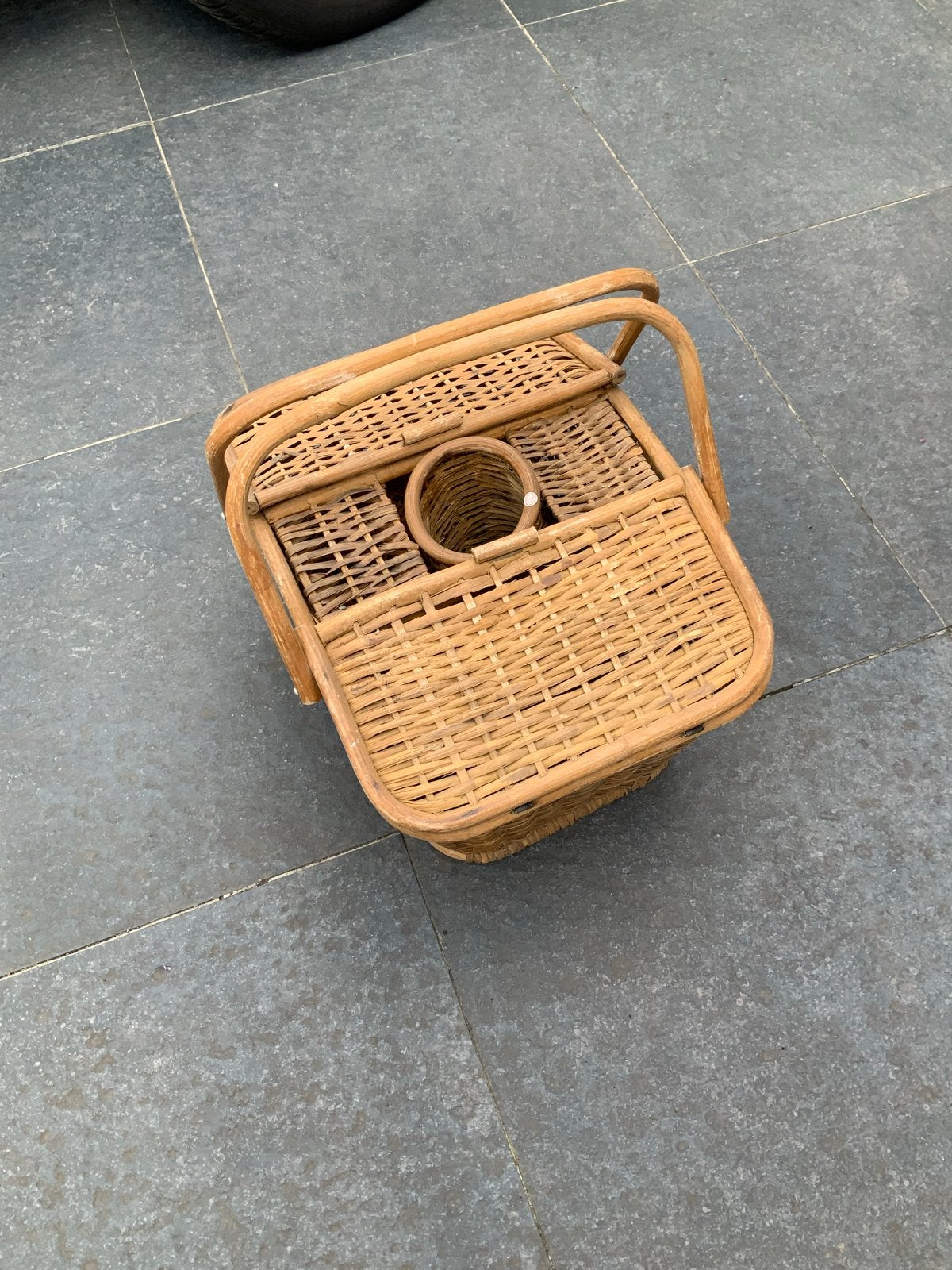Vintage rieten picknickmand met handvatten, Ophalen of Verzenden, Gebruikt, Zonder inhoud