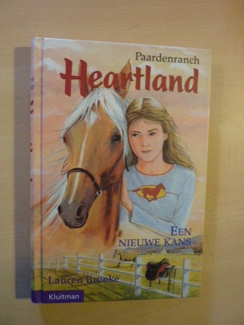 Lauren Brooke - Heartland een nieuwe kans, Boeken, Kinderboeken | Jeugd | 10 tot 12 jaar, Zo goed als nieuw, Verzenden