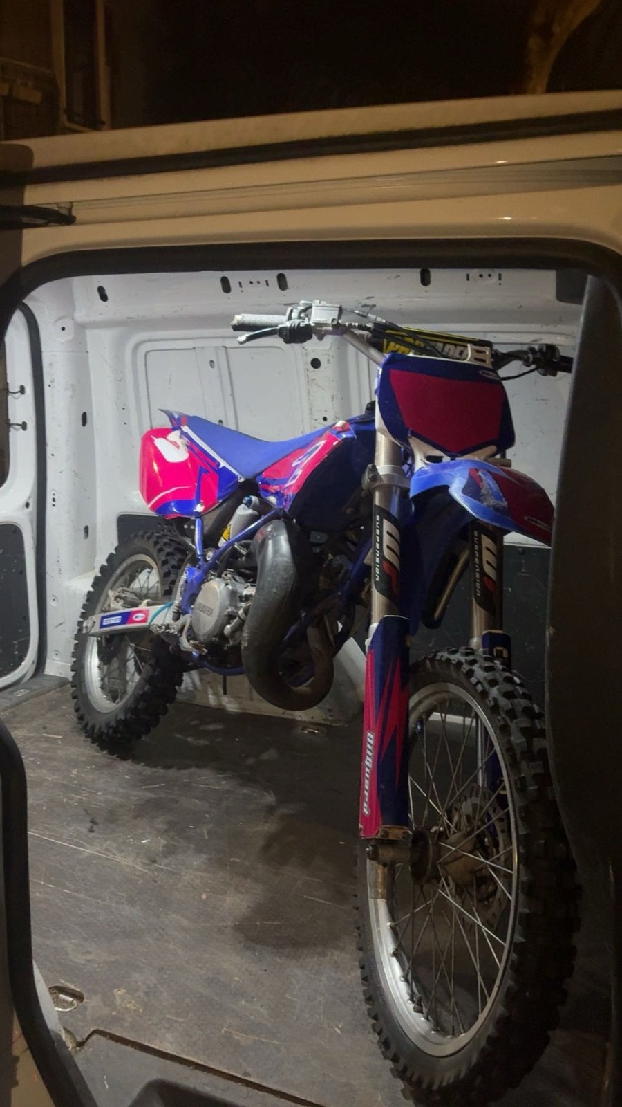 Yamaha YZ85 - Topstaat, Gereviseerd en Klaar voor Actie!, Motoren, Onderdelen | Yamaha, Ophalen, Gereviseerd