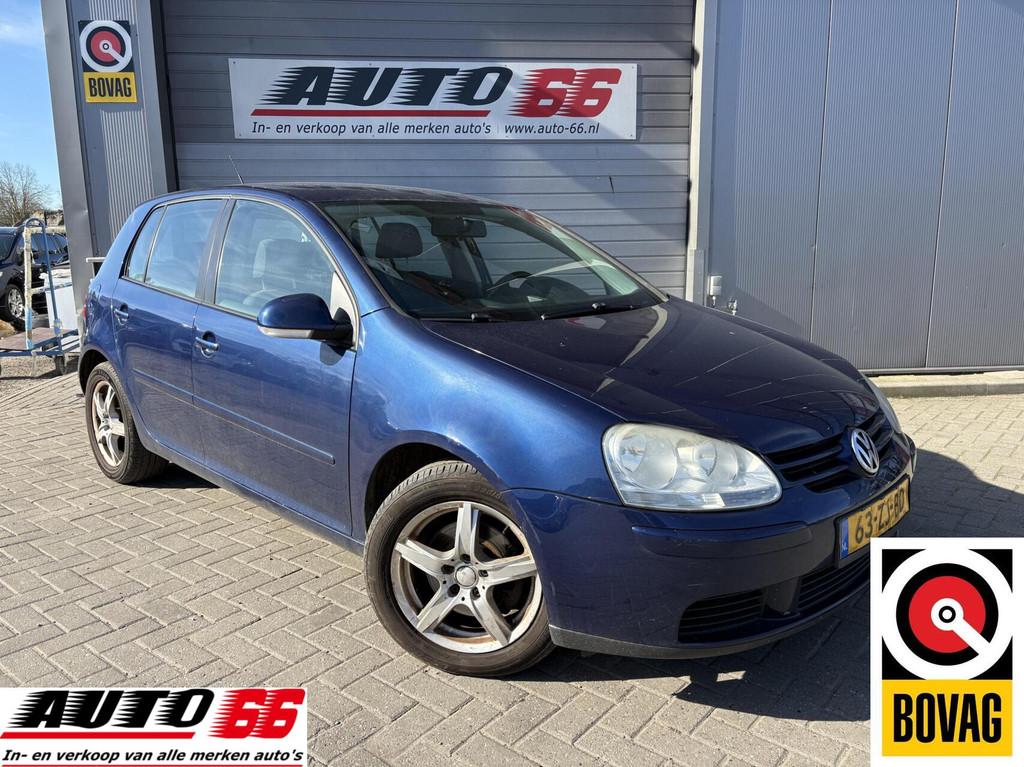 Volkswagen Golf 1.4 TSI Optive 4, Auto's, Voorwielaandrijving, Stof, Gebruikt, Zwart