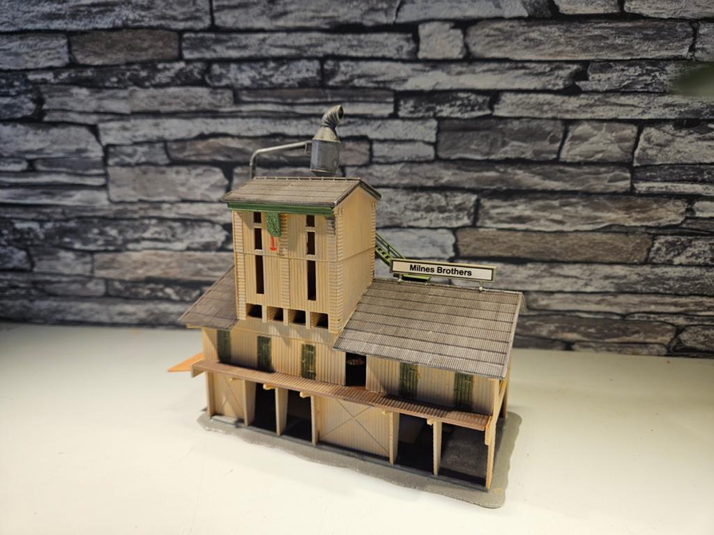 Houtzagerij fabriek N spoor modeltrein 1:160, Overige merken, Gebruikt, Gelijkstroom of Wisselstroom, Brug, Tunnel of Gebouw