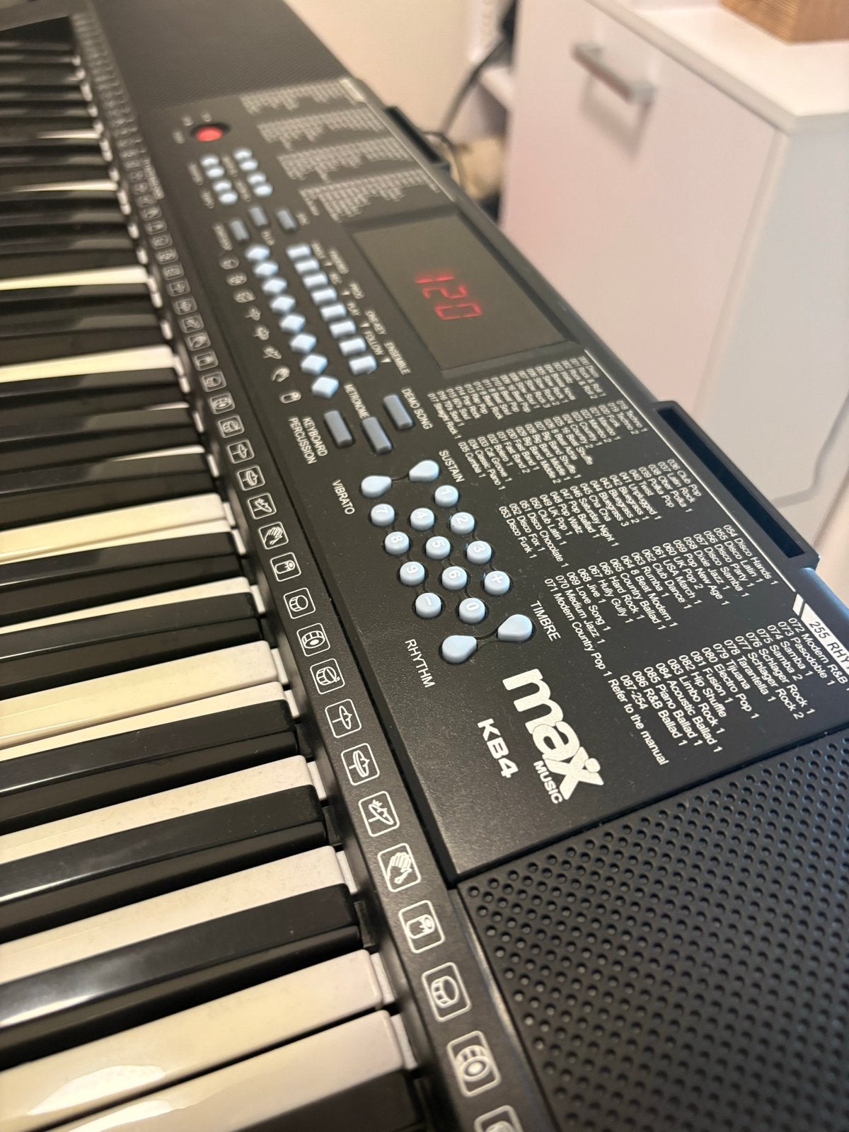 Max Music KB4 Elektronisch Keyboard 61 toetsen, Ophalen, Gebruikt, 61 toetsen, Overige merken