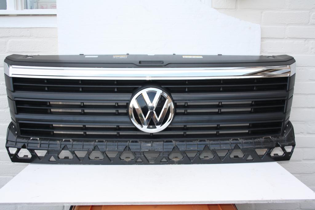 Grill VW Crafter 2023 Chroom lijst + Logo MOOI ! Origineel !, Ophalen of Verzenden