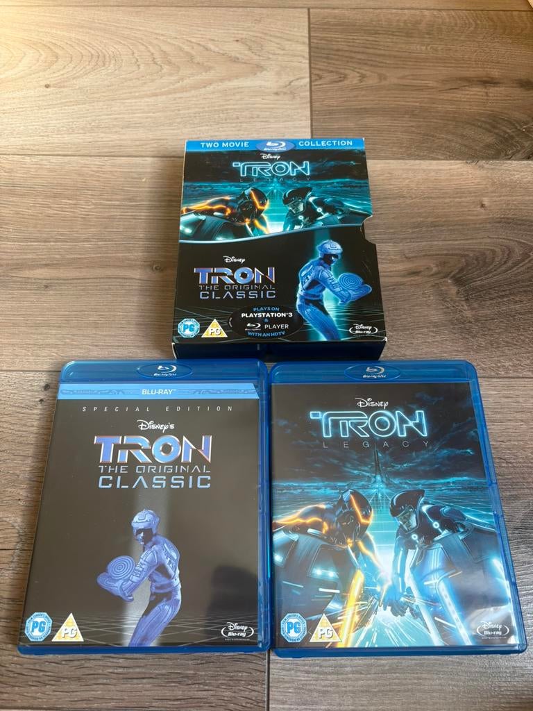 Tron Classic en Tron Legacy blu ray combo box, Cd's en Dvd's, Blu-ray, Ophalen of Verzenden, Zo goed als nieuw