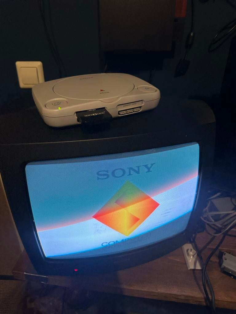 PlayStation 1 (PS one) - Klassieker! Slim versie, Z, Gebruikt, Z, Z