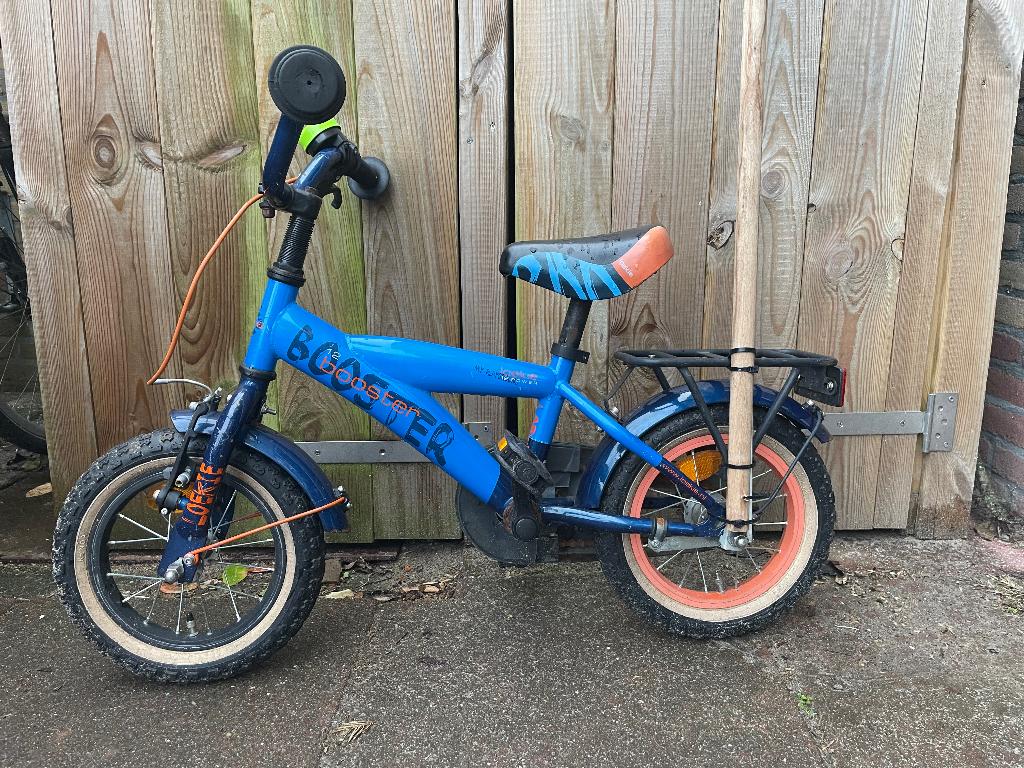 Loekie booster 12 inch peuterfiets, Fietsen en Brommers, Fietsen | Kinderfietsjes, Ophalen, Zijwieltjes, Gebruikt, Loekie
