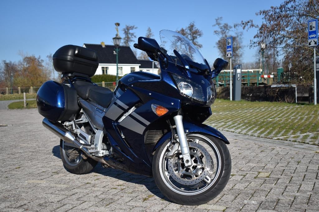 Yamaha FJR1300 (2010) – 69.850 km – Goed onderhouden, 4 cilinders, Motorrijbewijs A, Cardan-aandrijving, Meer dan 35 kW