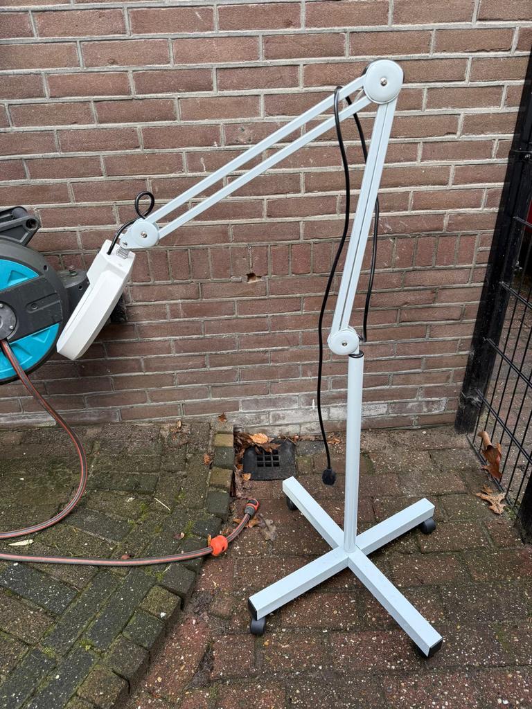 Loeplamp met standaard, Ophalen, Gebruikt, Metaal, 100 tot 150 cm