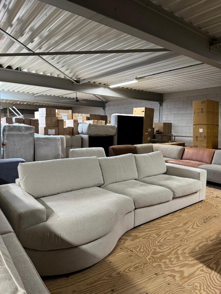 Hoekbank Victoria l Whoon l Room108 l Van €2117 voor €999, Ophalen, Stof, Gebruikt, 100 tot 125 cm