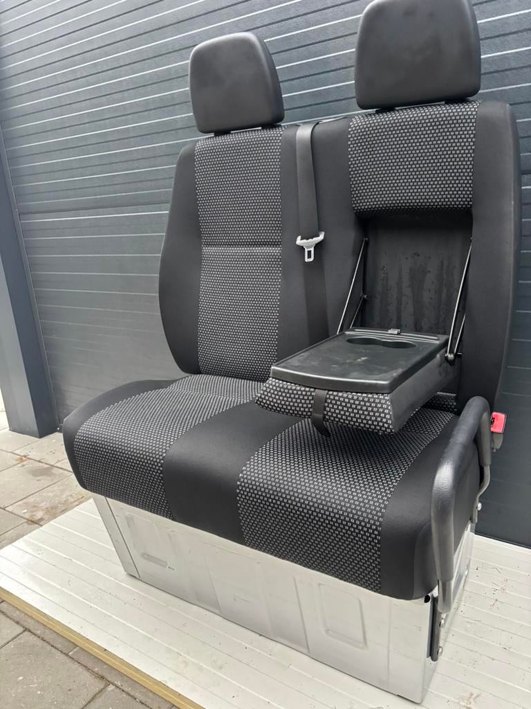 Stoelen bank 2persoons Mercedes Sprinter crafter voorbank, Auto-onderdelen, Interieur en Bekleding, Tymtop5@gmail.com, Ophalen of Verzenden