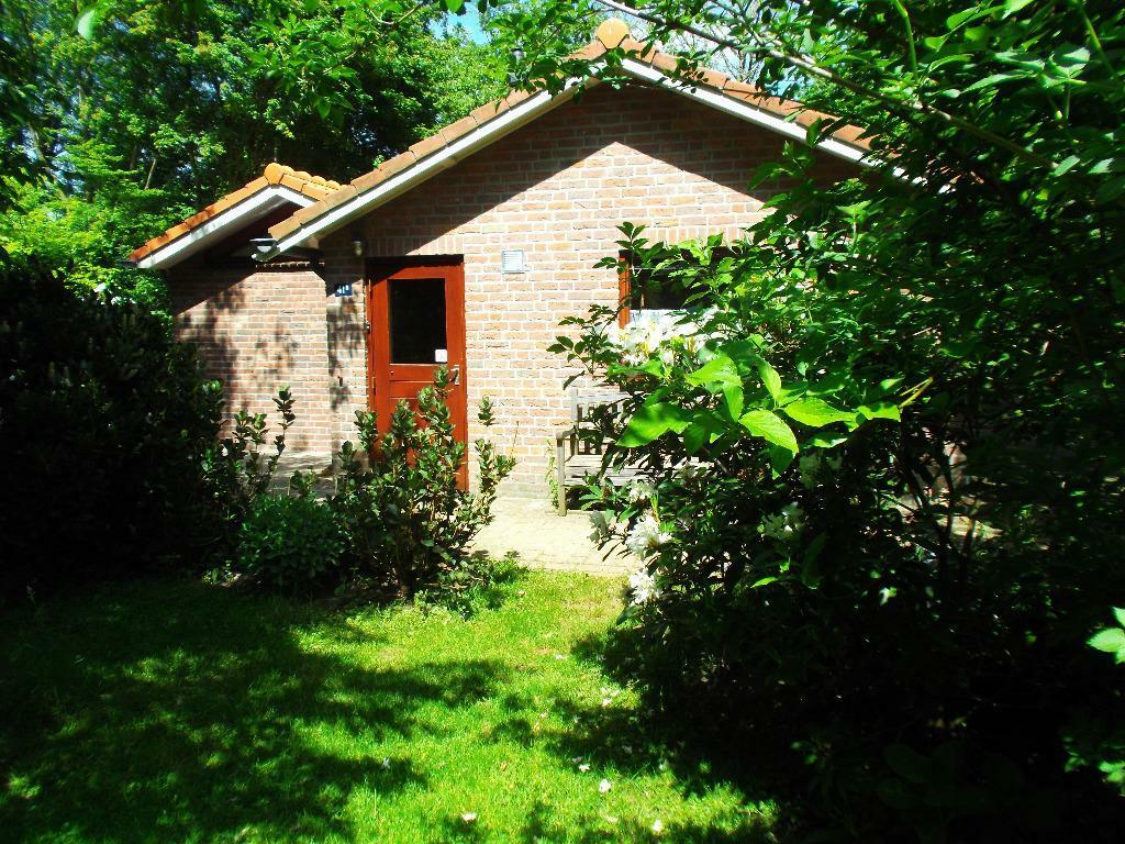 Achterhoek, 4-p bungalow bij bos, beek, weide en kastelen, In bos, 2 slaapkamers, Wasmachine, Landelijk