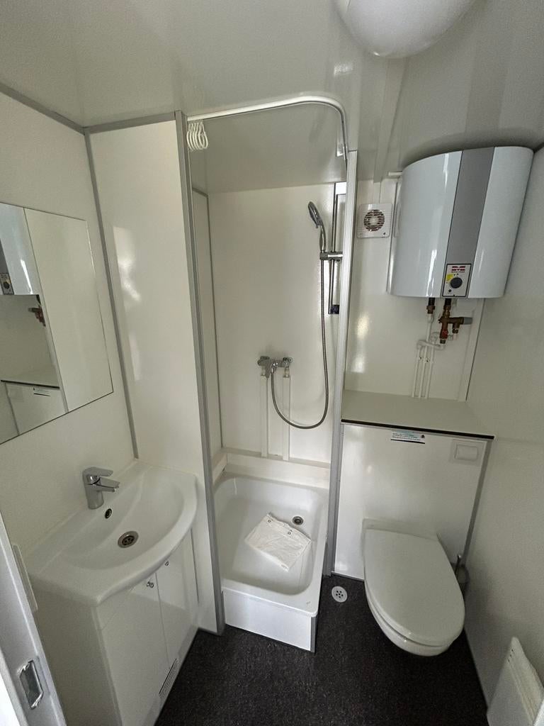 Mobiele woonunit voor 2 personen 730 cm  plug&play, Verzenden, Te Huur, Info@vanderheijdenverhuur.nl, 5421WN