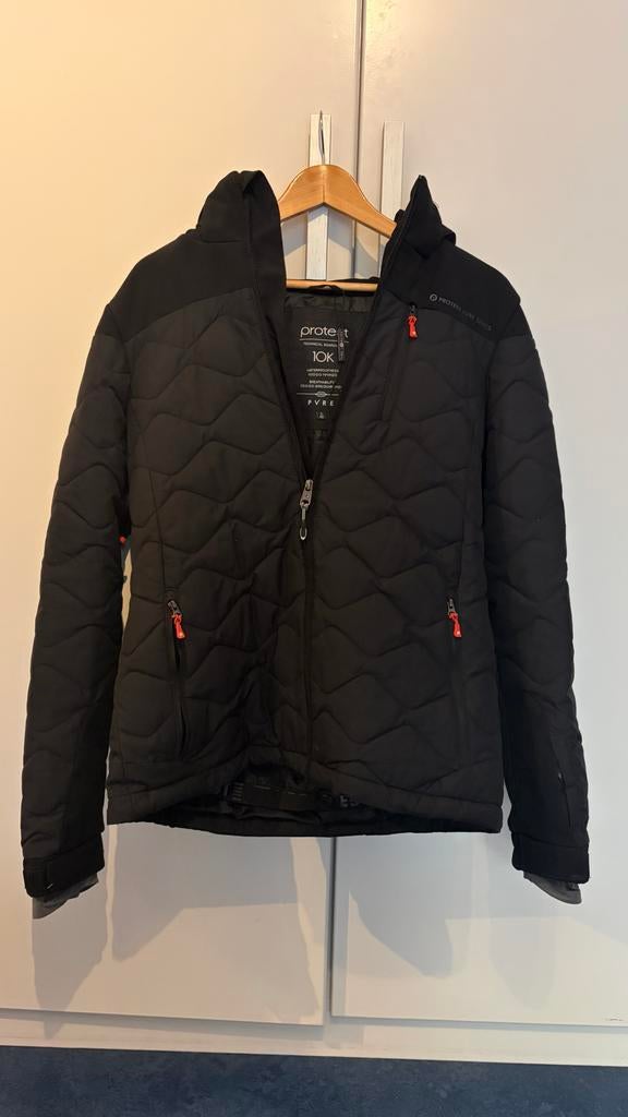 Protest Zwarte Ski Winterjas maat 40 L, Ophalen, Zo goed als nieuw, Maat 38/40 (M), Zwart