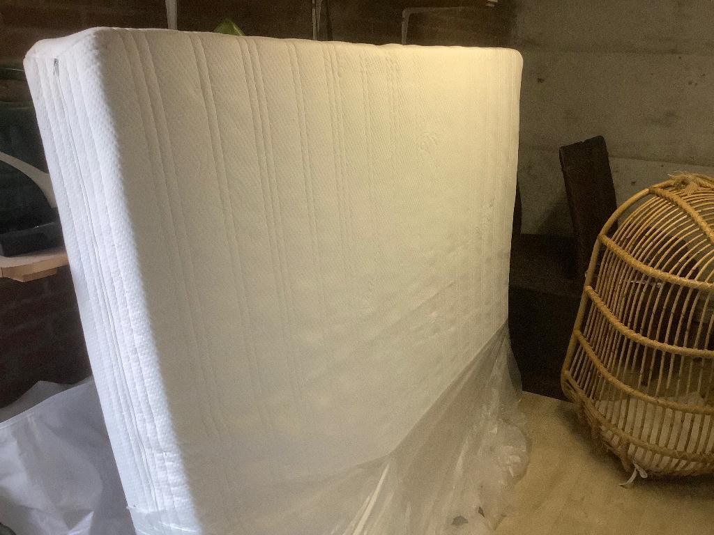 Matras koudschuim 160x180, Ophalen, Wit, 150 tot 200 cm, Nieuw