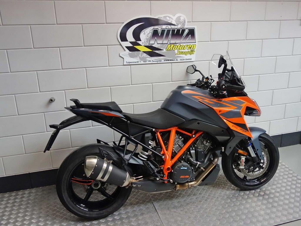 KTM 1290 SUPER DUKE GT, 2 cilinders, KTM, Motorrijbewijs A, Bedrijf