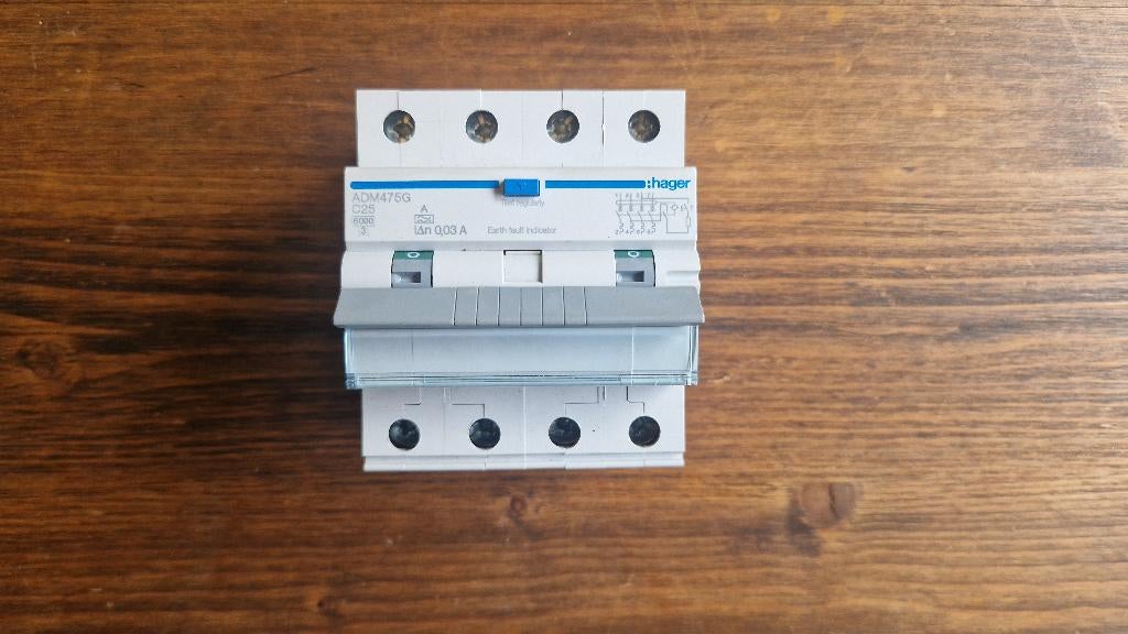 Hager C25 30mA aardlekautomaat 3p+n ADM475G, Ophalen, Zo goed als nieuw