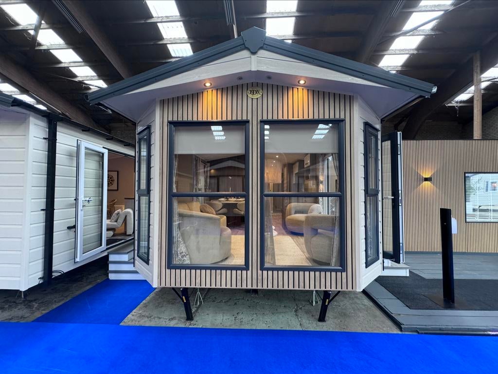 Chalet Nordik 10m-3.70m, bij World Caravans&Chalets!, Caravans en Kamperen, Stacaravans, Tot en met 4