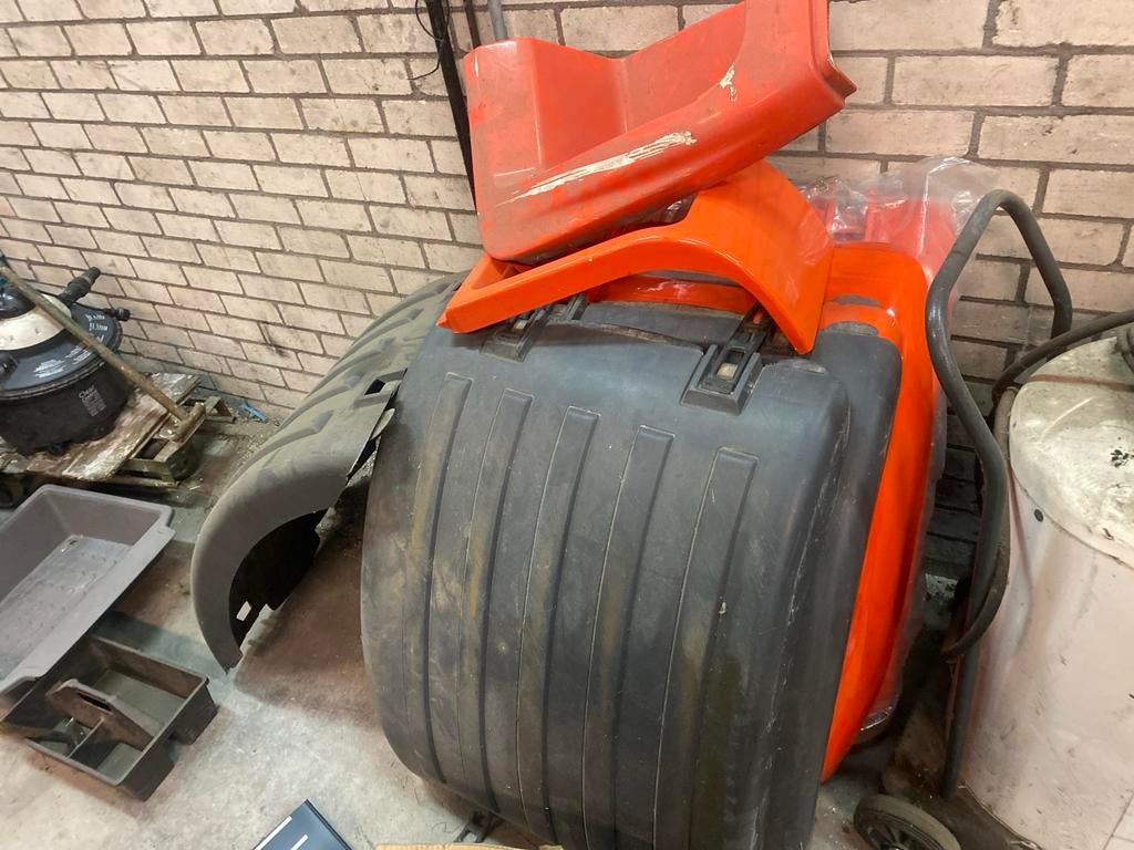 Diverse scania Onderdelen - Bumper,Spatbord,spatlap!, Ophalen of Verzenden, Gebruikt