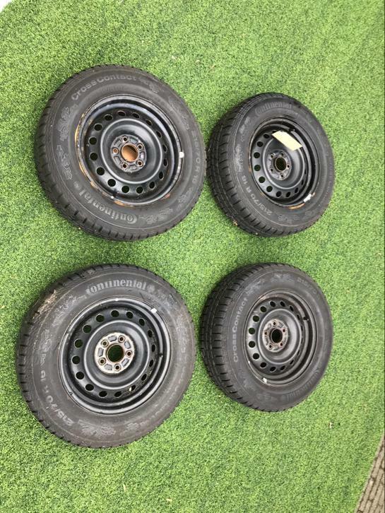 Winterbanden 215/70/R16, 16 inch, Winterbanden, Band(en), Terreinwagen