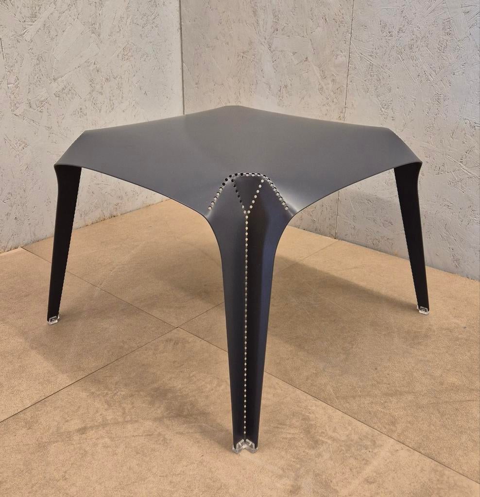 Cappellini design tafeltje, Italiaans design, uniek model, Minder dan 55 cm, Modern Design, Metaal of Aluminium, Vierkant
