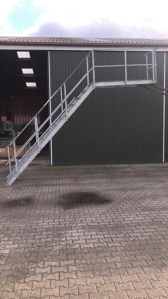 Stalen trap brandtrap 2.80 3.0 3.2 3.40 hoog, Ophalen of Verzenden, Gebruikt, Trap