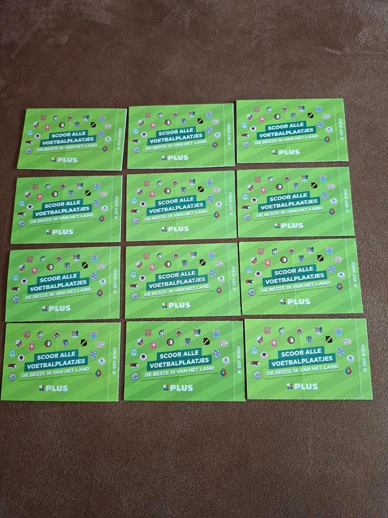 12x Voetbalplaatjes Plus Supermarkt, Verzamelen, Supermarktacties, Plus, Ophalen of Verzenden