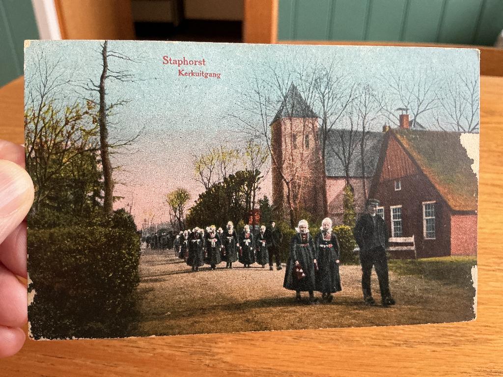 Staphorst kerkuitgang 1918, Ophalen of Verzenden, Voor 1920, Gelopen, Overijssel