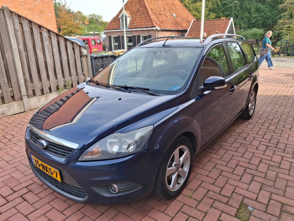 Ford Focus 1.6 16V 100PK 2010 Blauw, Auto's, Zwart, 4 cilinders, 100 pk, Origineel Nederlands